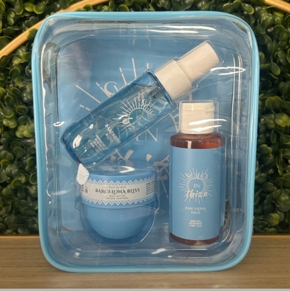 Solo EN lbiza-4PC Skincare Set & Zip Clear Case- (Barcelona Bliss 💙) - Picture 3 of 5